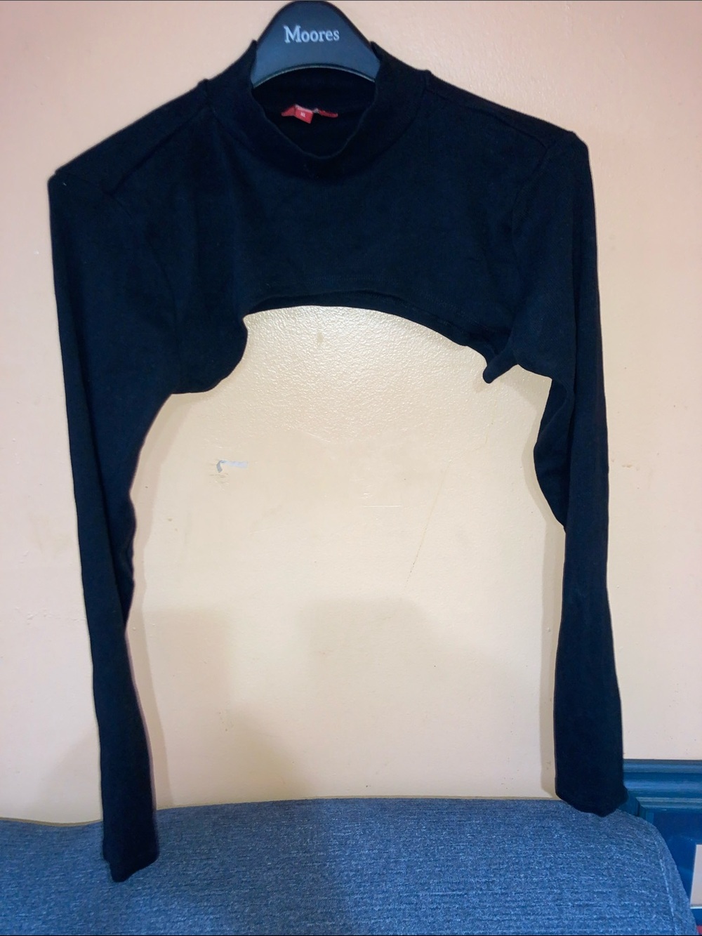Guess Black Long-Sleeve Cropped Bolero Top
